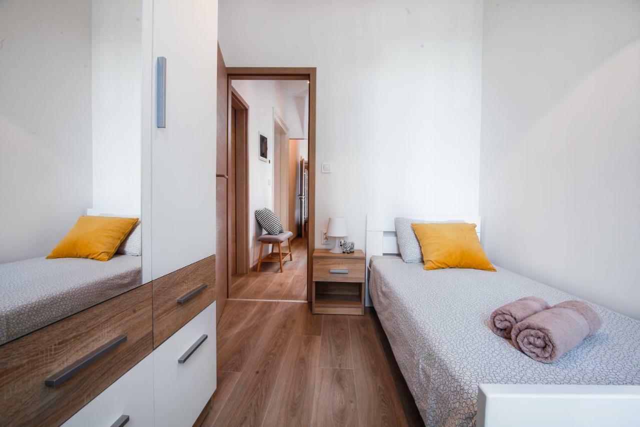 Apartment Kensi*** PUY Exterior foto