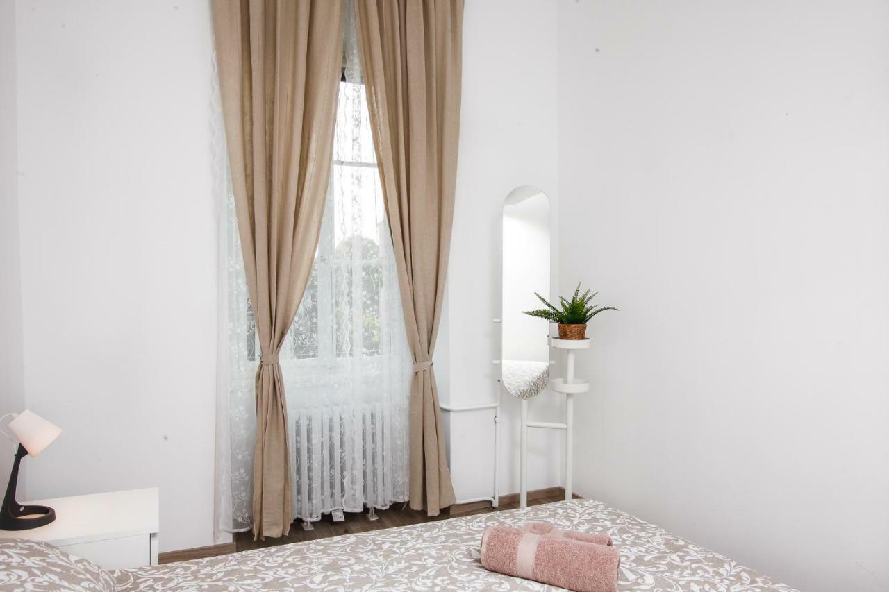 Apartment Kensi*** PUY Exterior foto